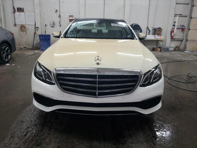 Photo 5 from auction – 2018 MERCEDES-BENZ E 300 with VIN WDDZF4JB9JA381801