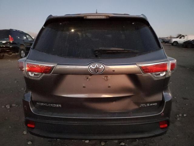 Photo 6 from auction – 2016 TOYOTA HIGHLANDER with VIN 5TDJKRFH9GS258556