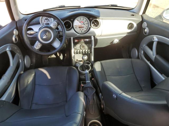 Photo 8 from auction – 2006 MINI COOPER with VIN WMWRC33596TK70677