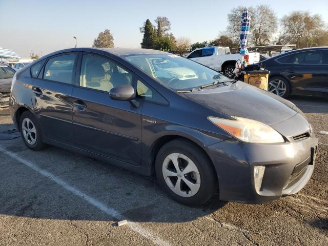 Photo 4 from auction – 2013 TOYOTA PRIUS with VIN JTDKN3DUXD5611140