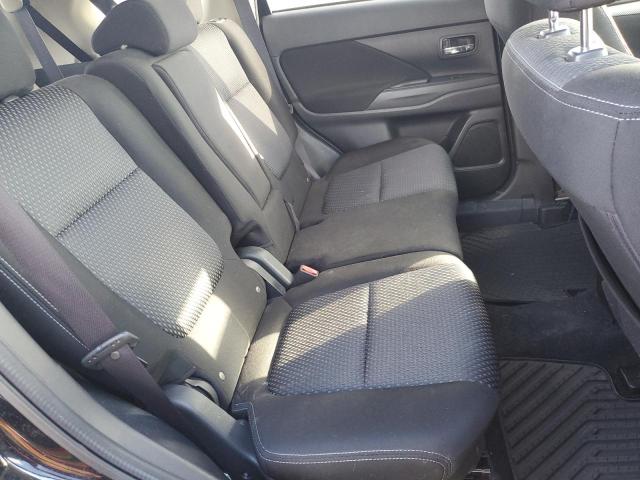 Photo 11 from auction – 2016 MITSUBISHI OUTLANDER with VIN JA4AZ3A3XGZ061621