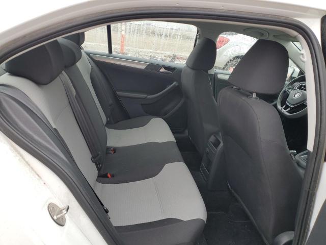 Photo 10 from auction – 2017 VOLKSWAGEN JETTA S with VIN 3VW2B7AJ6HM217707