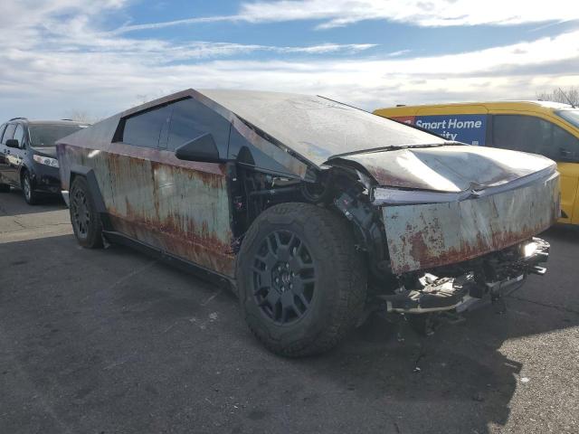 Photo 4 from auction – 2024 TESLA CYBERTRUCK with VIN 7G2CEHEE4RA036882
