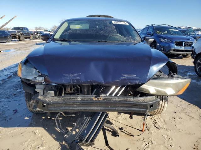 Photo 5 from auction – 2013 VOLKSWAGEN PASSAT S with VIN 1VWAP7A3XDC063710