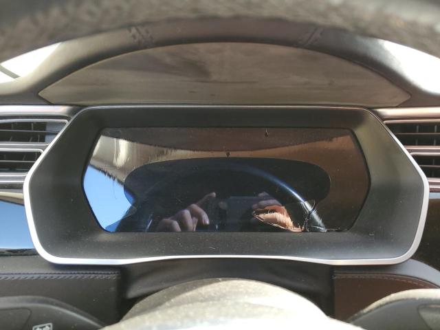 Снимка 9 от търг – 2015 TESLA MODEL S с VIN 5YJSA1E1XFF119231