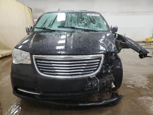 Photo 5 from auction – 2015 CHRYSLER TOWN & COU with VIN 2C4RC1CG9FR521083