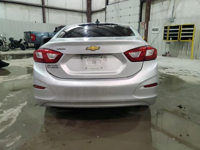 Photo 6 from auction – 2017 CHEVROLET CRUZE LS with VIN 3G1BC5SMXHS565737
