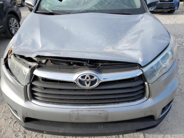 Photo 12 from auction – 2015 TOYOTA HIGHLANDER with VIN 5TDJKRFH6FS192742