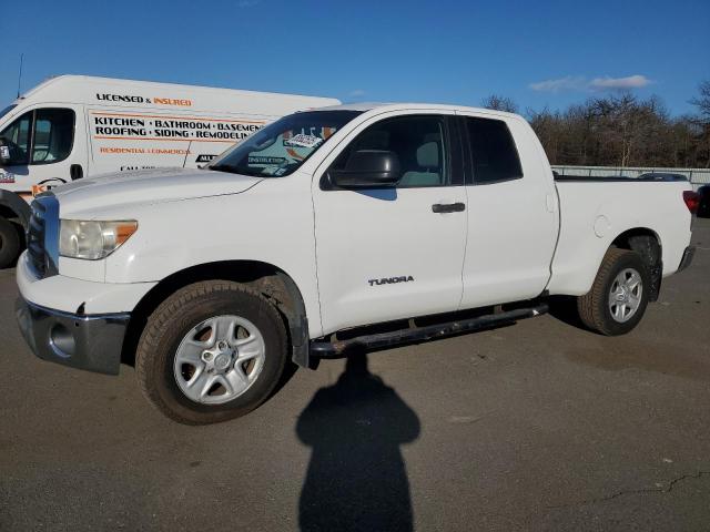 TOYOTA TUNDRA DOU 2012 with VIN 5TFUM5F1XCX033263 - Photo from auction