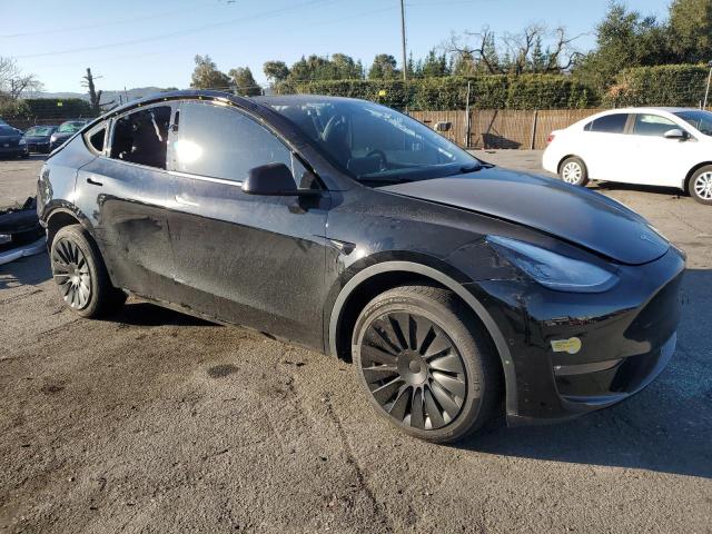 Снимка 4 от търг – 2022 TESLA MODEL Y с VIN 7SAYGDEE7NF403897