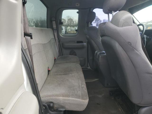 Photo 10 from auction – 2000 FORD F150 with VIN 1FTRX17L7YNB42840