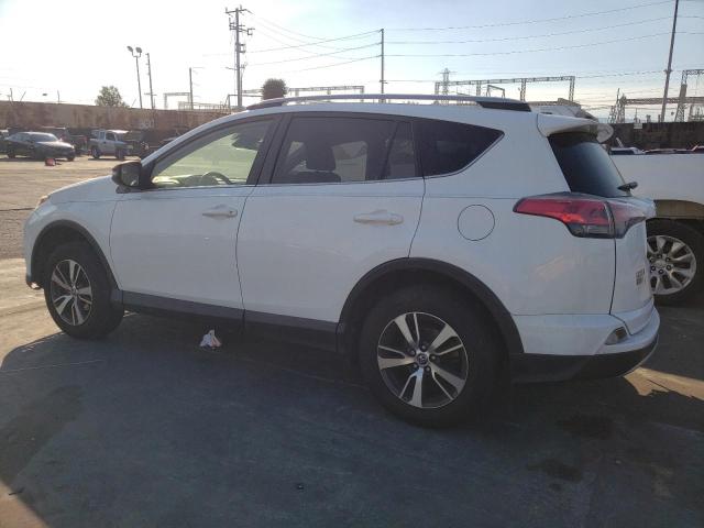 Photo 2 from auction – 2017 TOYOTA RAV4 XLE with VIN JTMRFREV0HJ708947