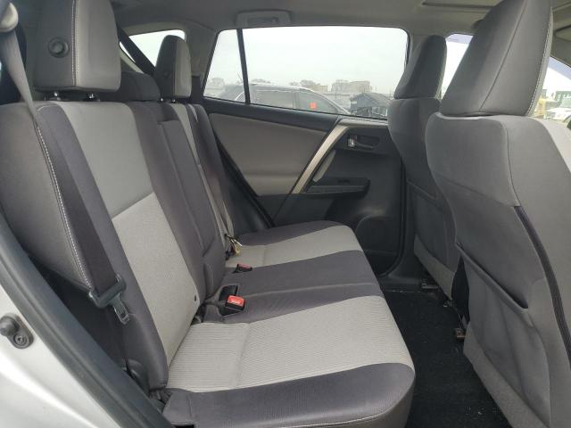 Photo 11 from auction – 2015 TOYOTA RAV4 XLE with VIN JTMRFREV6FD137234