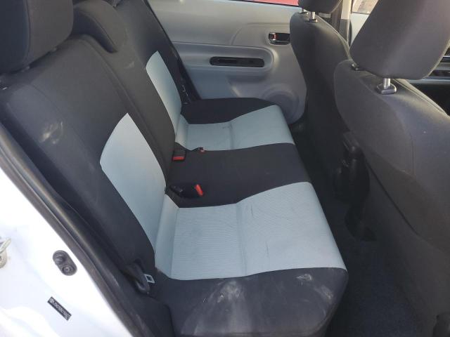 Photo 10 from auction – 2012 TOYOTA PRIUS C with VIN JTDKDTB35C1506377
