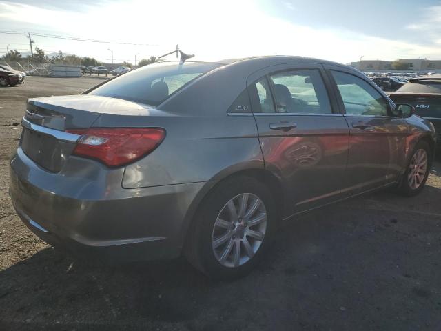 Photo 3 from auction – 2013 CHRYSLER 200 TOURIN with VIN 1C3CCBBG3DN608215