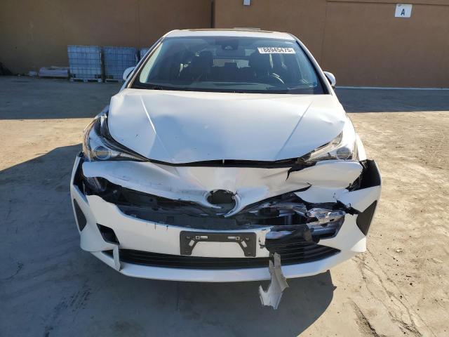 Photo 5 from auction – 2016 TOYOTA PRIUS with VIN JTDKARFU7G3019903