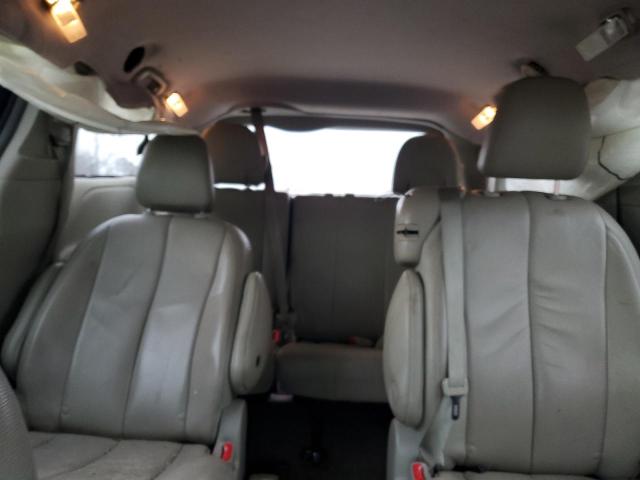 Photo 10 from auction – 2014 TOYOTA SIENNA XLE with VIN 5TDYK3DC2ES526685