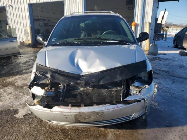 Photo 5 from auction – 2001 CHRYSLER TOWN & COU with VIN 2C8GT64L41R322059