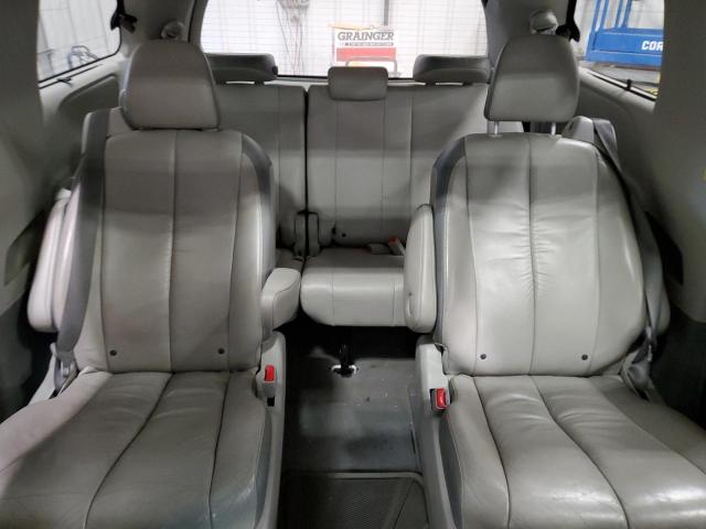 Photo 10 from auction – 2011 TOYOTA SIENNA XLE with VIN 5TDYK3DCXBS015172