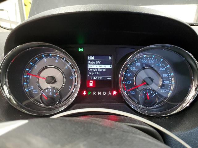 Photo 9 from auction – 2015 CHRYSLER TOWN & COU with VIN 2C4RC1BG3FR503762