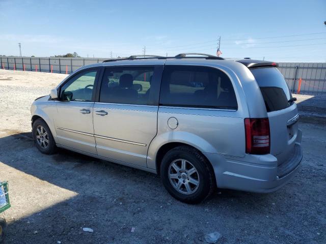 Photo 2 from auction – 2010 CHRYSLER TOWN & COU with VIN 2A4RR5D18AR359482