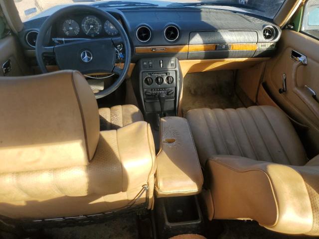 Photo 8 from auction – 1981 MERCEDES-BENZ 240 D with VIN WDBAB23A2BB270366