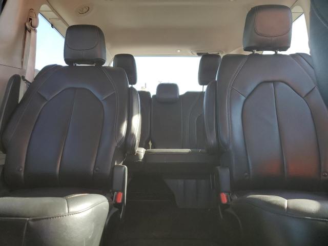 Photo 10 from auction – 2018 CHRYSLER PACIFICA T with VIN 2C4RC1BG4JR322906