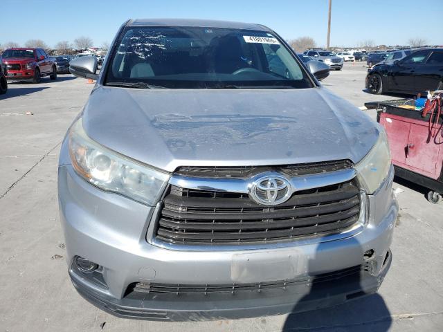 Photo 5 from auction – 2015 TOYOTA HIGHLANDER with VIN 5TDZARFH3FS011134
