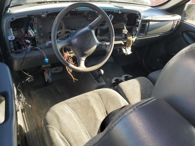 Photo 8 from auction – 2002 CHEVROLET SILVERADO with VIN 1GCEK19T32E273491
