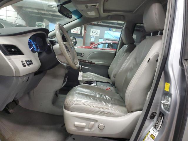 Photo 7 from auction – 2011 TOYOTA SIENNA XLE with VIN 5TDDK3DC6BS017693