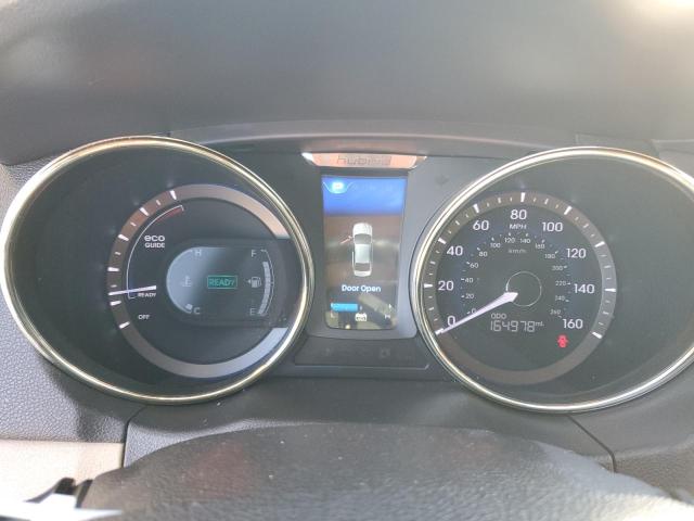 Photo 9 from auction – 2012 HYUNDAI SONATA HYB with VIN KMHEC4A40CA026713