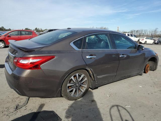 Photo 3 from auction – 2017 NISSAN ALTIMA 2.5 with VIN 1N4AL3AP5HC117355