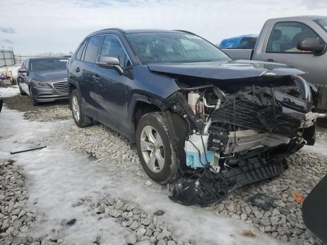 Photo 4 from auction – 2021 TOYOTA RAV4 XLE with VIN 2T3P1RFV7MC216109