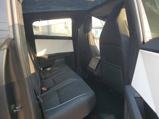 Photo 10 from auction – 2024 TESLA CYBERTRUCK with VIN 7G2CEHEEXRA035106