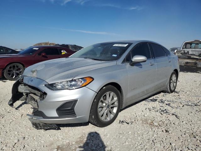 FORD FUSION SE 2019 with VIN 3FA6P0LU9KR137645 - Photo from auction