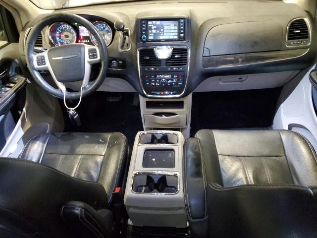 Photo 8 from auction – 2016 CHRYSLER TOWN & COU with VIN 2C4RC1CG5GR208517