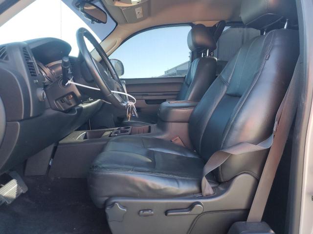 Photo 7 from auction – 2013 CHEVROLET SILVERADO with VIN 1GCRKSE78DZ114249