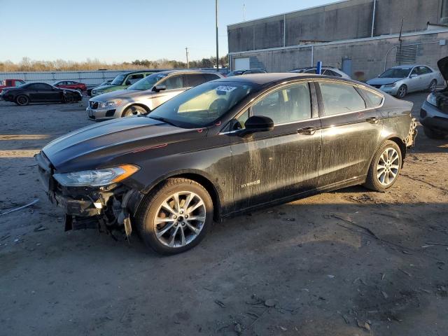FORD FUSION SE 2017 with VIN 3FA6P0LU9HR250973 - Photo from auction