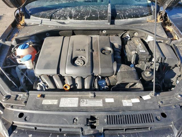 Photo 11 from auction – 2013 VOLKSWAGEN PASSAT S with VIN 1VWAP7A32DC072398