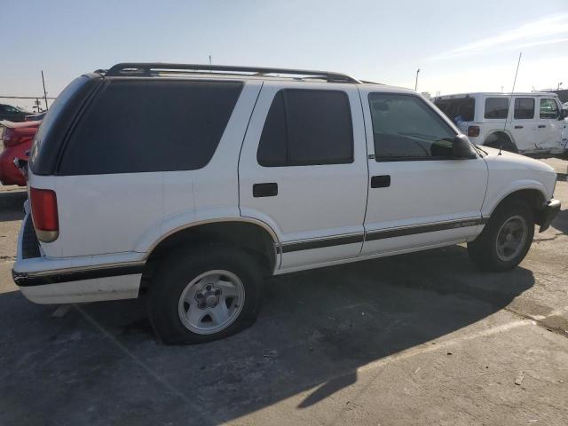 Photo 3 from auction – 1997 CHEVROLET BLAZER with VIN 1GNCS13W8V2160076
