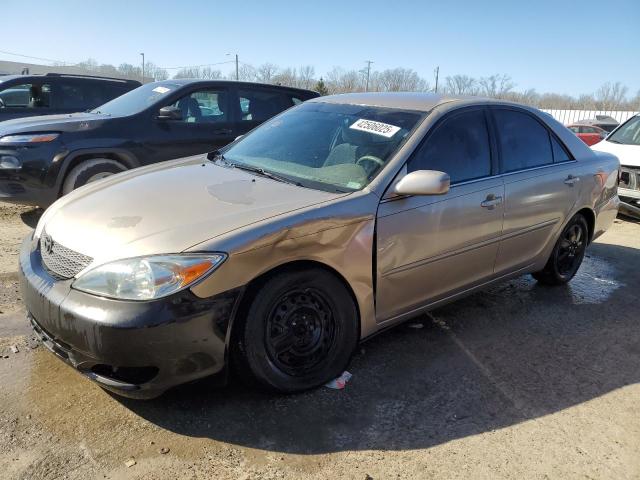 TOYOTA CAMRY LE 2002 with VIN 4T1BE32KX2U104268 - Photo from auction