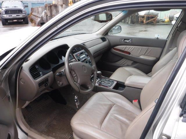 Photo 5 from auction – 2002 ACURA 3.5RL with VIN JH4KA96592C004853