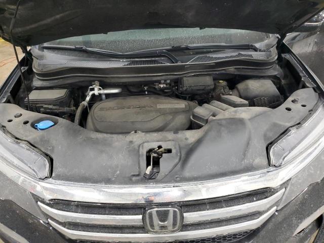 Photo 12 from auction – 2017 HONDA PILOT TOUR with VIN 5FNYF6H95HB005845