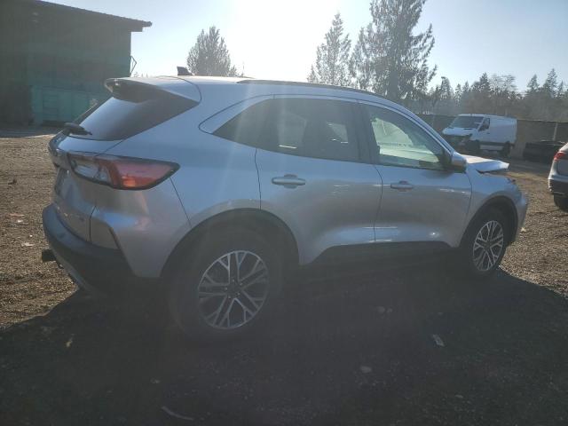 Photo 3 from auction – 2020 FORD ESCAPE SEL with VIN 1FMCU9H97LUA11823
