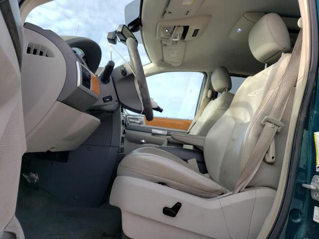 Photo 7 from auction – 2009 CHRYSLER TOWN & COU with VIN 2A8HR64X29R570967