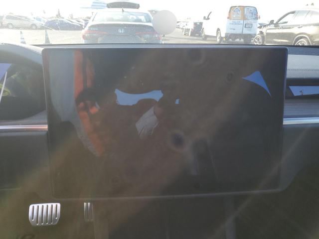 Photo 9 from auction – 2021 TESLA MODEL S with VIN 5YJSA1E63MF449673