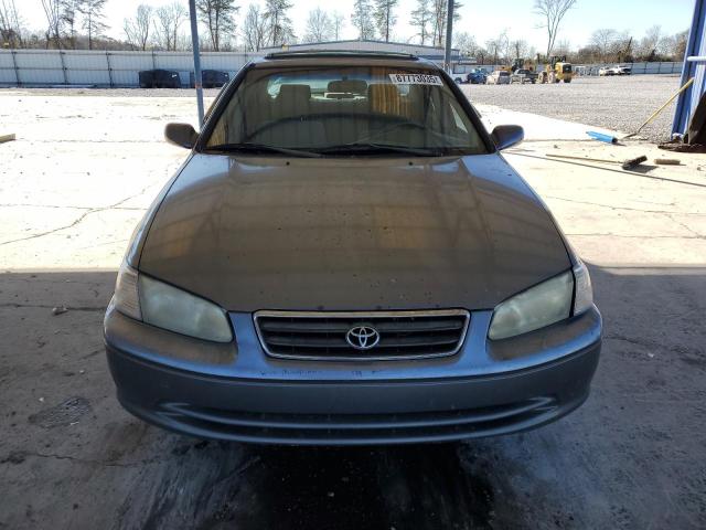 Photo 5 from auction – 2000 TOYOTA CAMRY with VIN 4T1BG28K3YU660569