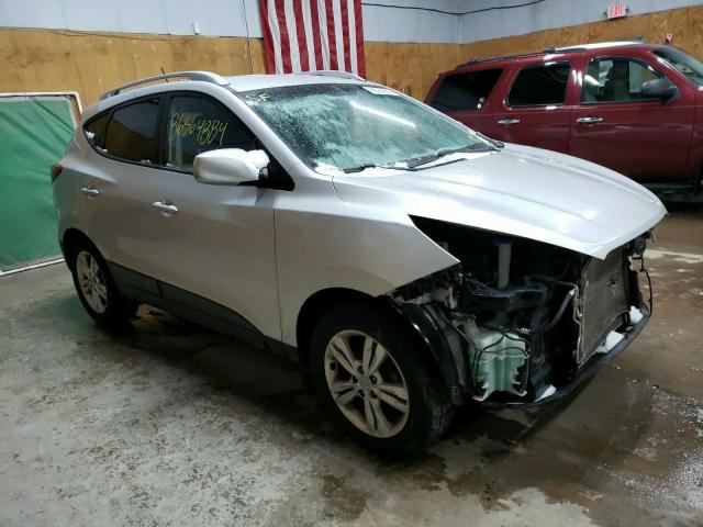 Photo 4 from auction – 2011 HYUNDAI TUCSON GLS with VIN KM8JUCAC1BU309101
