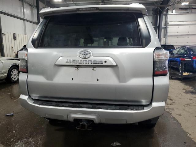 Photo 6 from auction – 2018 TOYOTA 4RUNNER SR with VIN JTEBU5JR5J5533999