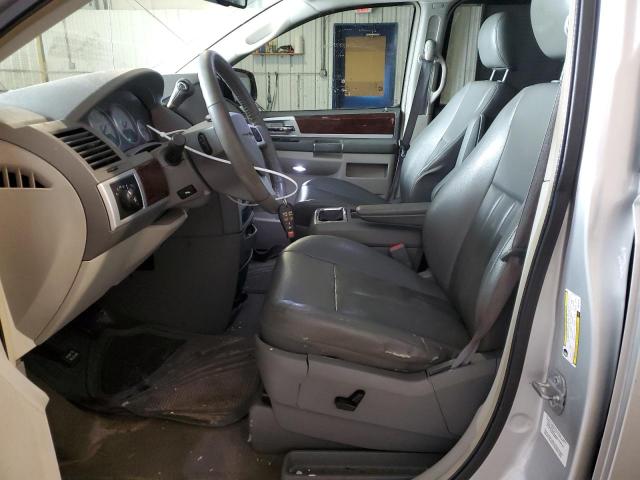 Photo 7 from auction – 2010 CHRYSLER TOWN & COU with VIN 2A4RR5D14AR133701